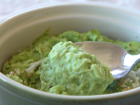 P7225378 Avocado Crab Gratinée