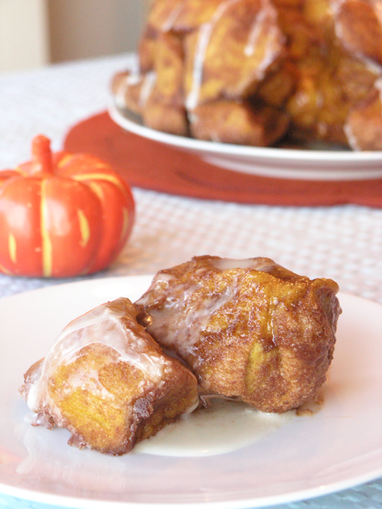 Pumpkin Pull-Apart Cinnamon Buns