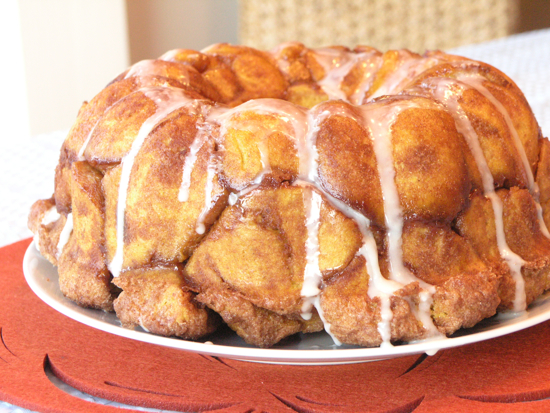 Pumpkin Pull-Apart Cinnamon Buns